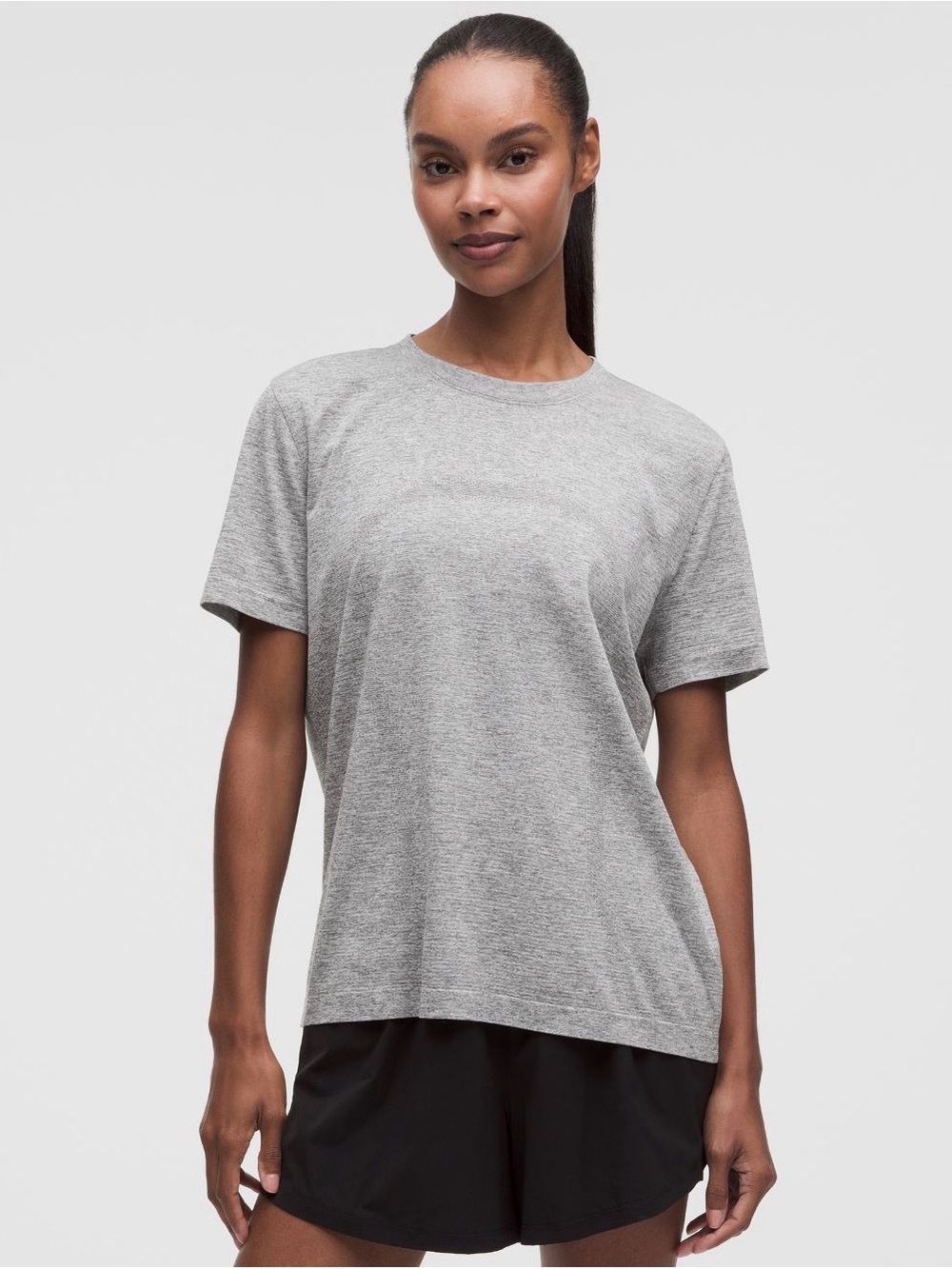 Lululemon relaxed swiftly